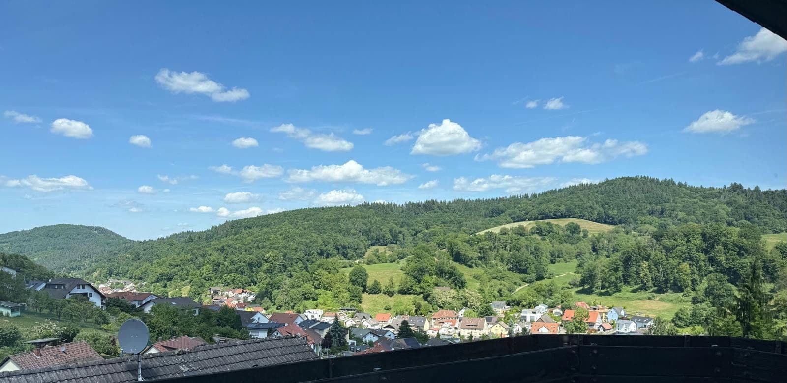 Prodej domu 300 m², pozemek 600 m², Am Steinacker 22, Gorxheimertal, Hessen Prodej domu 300 m², pozemek 600 m², Am Steinacker 22, Gorxheimertal, Hessen