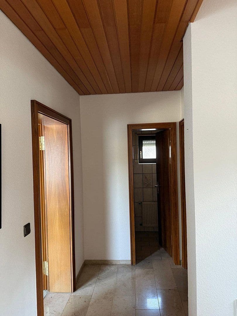 Prodej domu 300 m², pozemek 600 m², Am Steinacker 22, Gorxheimertal, Hessen Prodej domu 300 m², pozemek 600 m², Am Steinacker 22, Gorxheimertal, Hessen