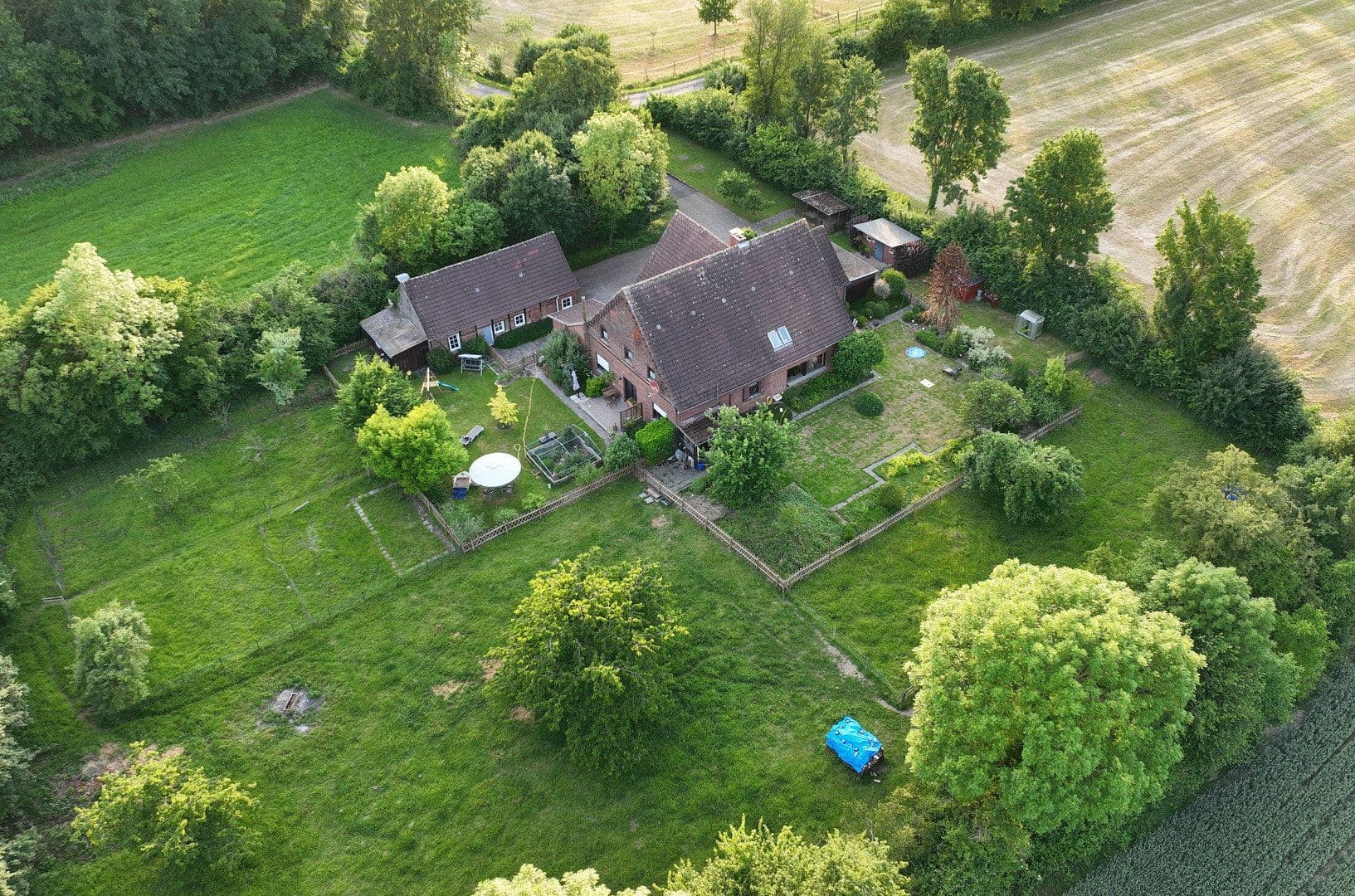 Prodej domu 470 m², pozemek 5.200 m², Grienkenswell 60, Münster, Severní Porýní-Vestfálsko Prodej domu 470 m², pozemek 5.200 m², Grienkenswell 60, Münster, Severní Porýní-Vestfálsko