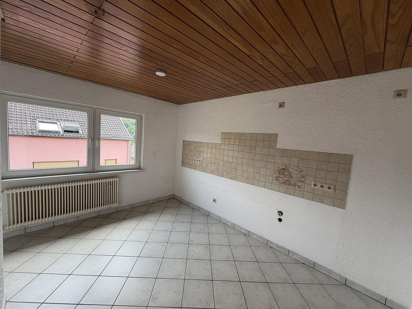 Prodej domu 184 m², pozemek 93 m², Paulsburgstr. 1, Quierschied, Země Sársko Prodej domu 184 m², pozemek 93 m², Paulsburgstr. 1, Quierschied, Země Sársko