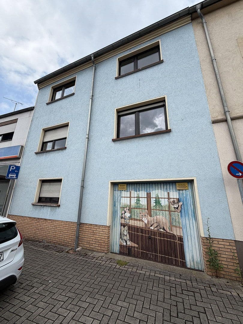 Prodej domu 184 m², pozemek 93 m², Paulsburgstr. 1, Quierschied, Země Sársko Prodej domu 184 m², pozemek 93 m², Paulsburgstr. 1, Quierschied, Země Sársko
