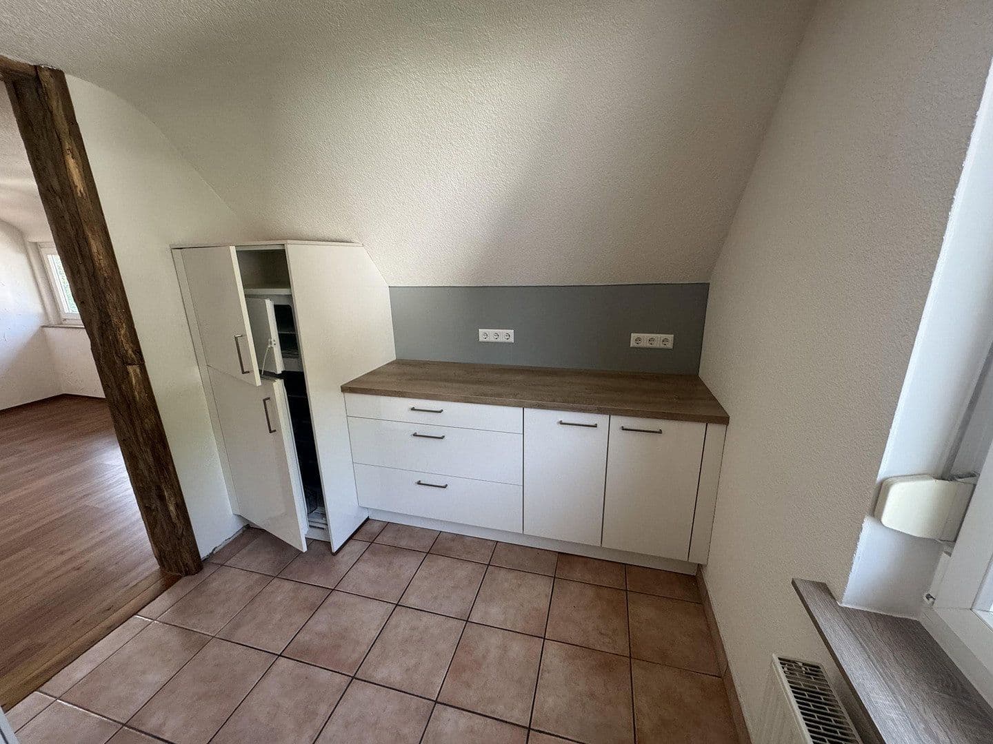 Pronájem bytu 2+kk 68 m², Bad Urach, Bádensko-Württembersko Pronájem bytu 2+kk 68 m², Bad Urach, Bádensko-Württembersko