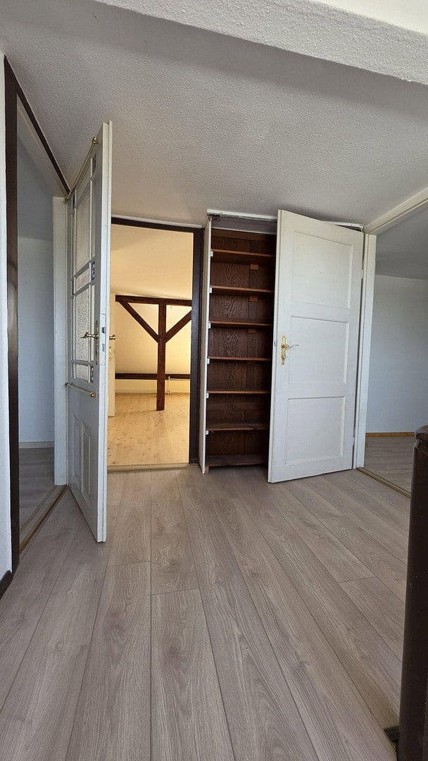 Prodej domu 160 m², pozemek 345 m², Zeulenroda-Triebes, Durynsko Prodej domu 160 m², pozemek 345 m², Zeulenroda-Triebes, Durynsko