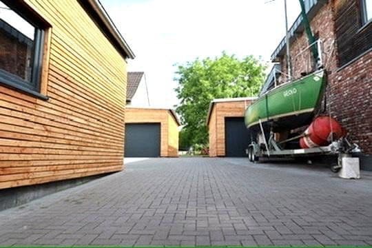 Prodej domu 280 m², pozemek 1.300 m², Grevenbroich, Severní Porýní-Vestfálsko Prodej domu 280 m², pozemek 1.300 m², Grevenbroich, Severní Porýní-Vestfálsko