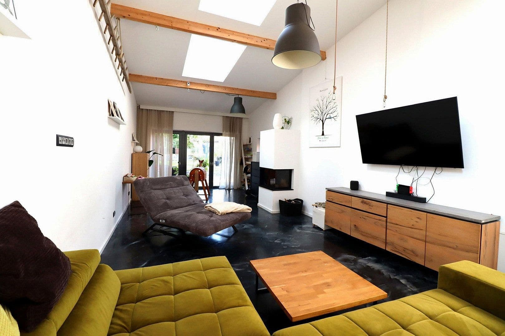 Prodej domu 280 m², pozemek 1.300 m², Grevenbroich, Severní Porýní-Vestfálsko Prodej domu 280 m², pozemek 1.300 m², Grevenbroich, Severní Porýní-Vestfálsko