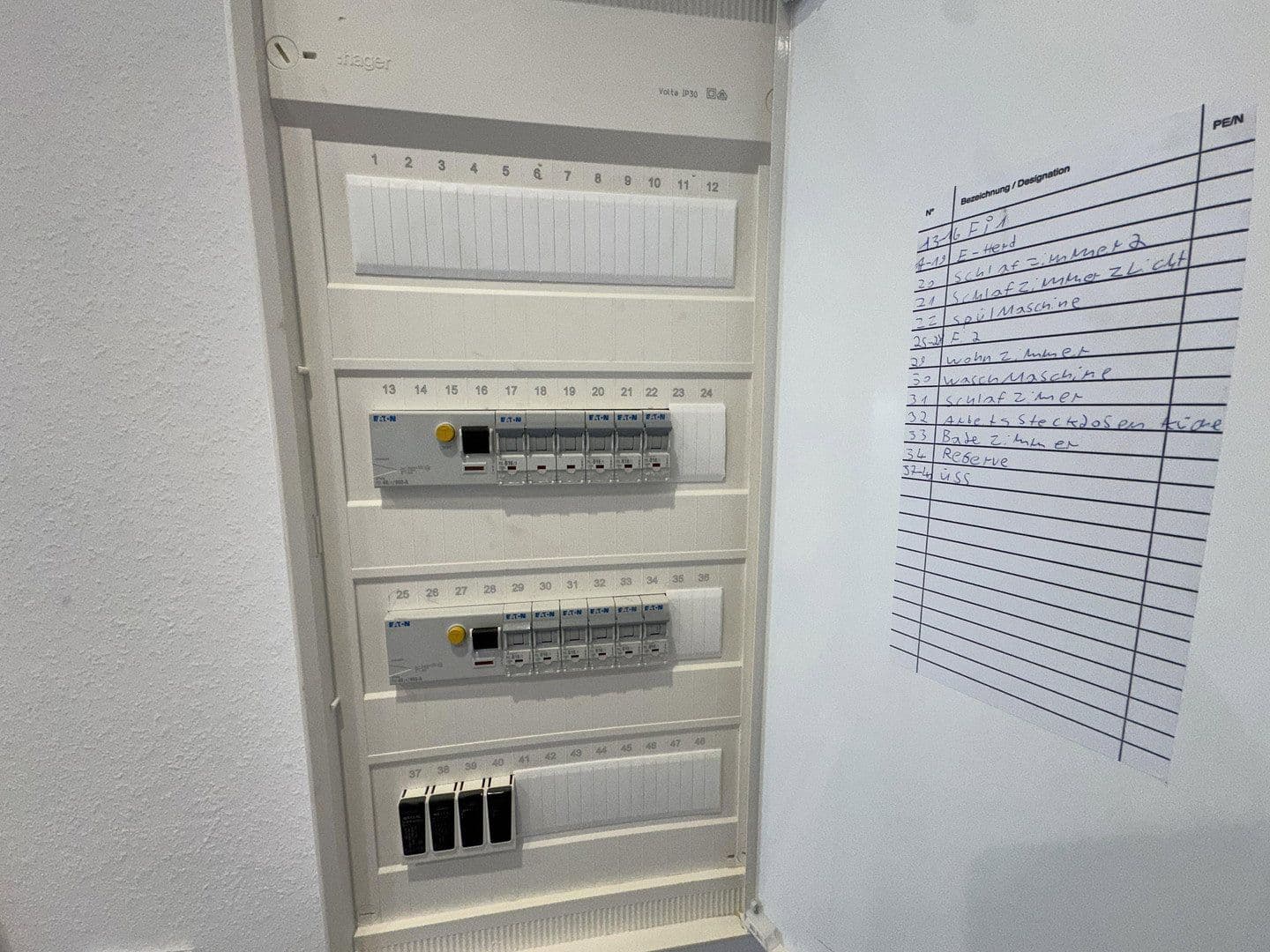 Prodej bytu 3+1 78 m², Köln, Severní Porýní-Vestfálsko Prodej bytu 3+1 78 m², Köln, Severní Porýní-Vestfálsko