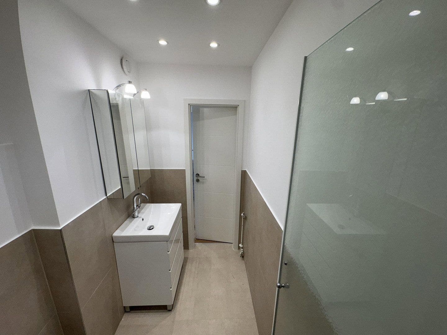 Prodej bytu 3+1 78 m², Köln, Severní Porýní-Vestfálsko Prodej bytu 3+1 78 m², Köln, Severní Porýní-Vestfálsko