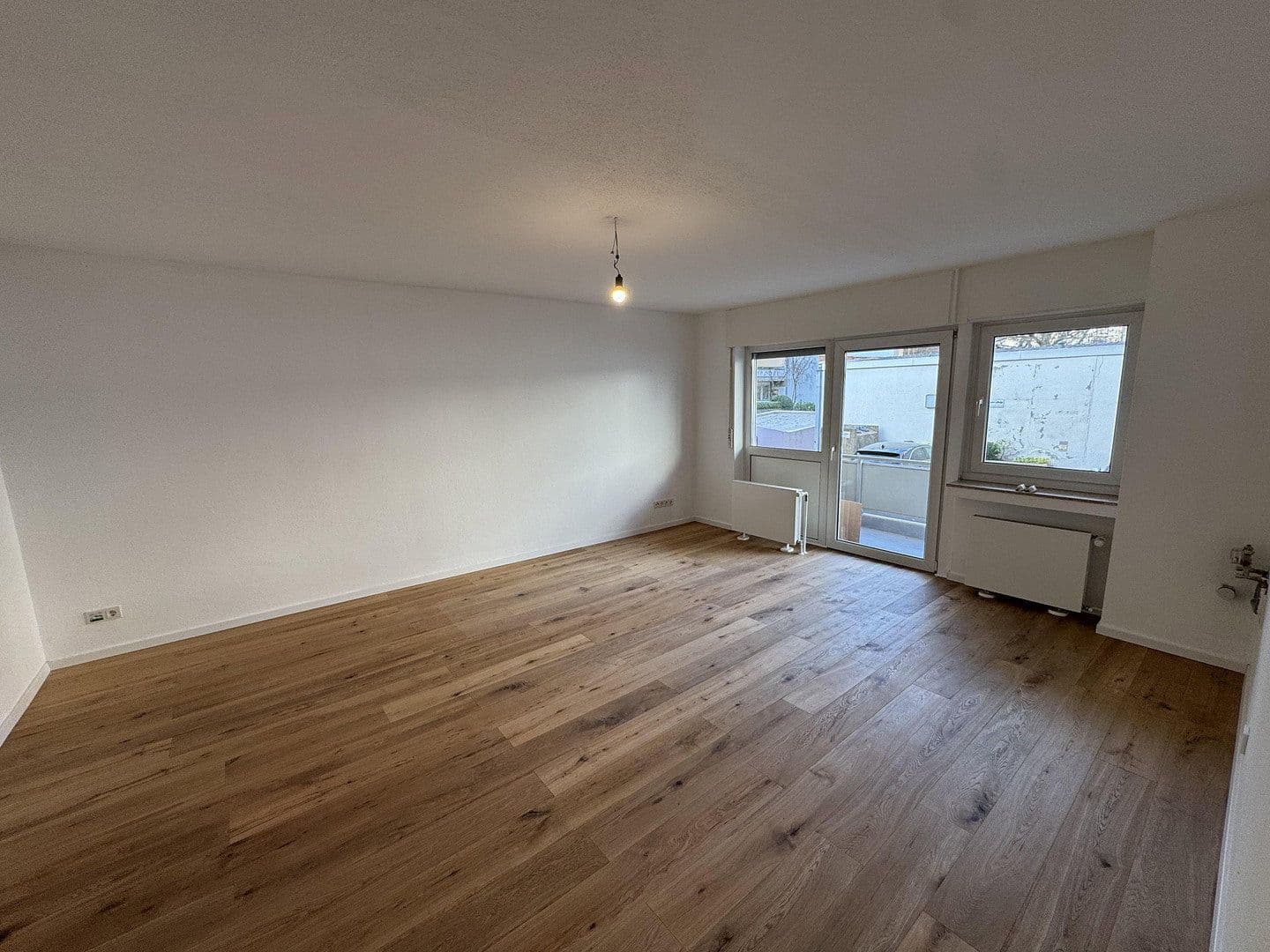 Prodej bytu 3+1 78 m², Köln, Severní Porýní-Vestfálsko Prodej bytu 3+1 78 m², Köln, Severní Porýní-Vestfálsko