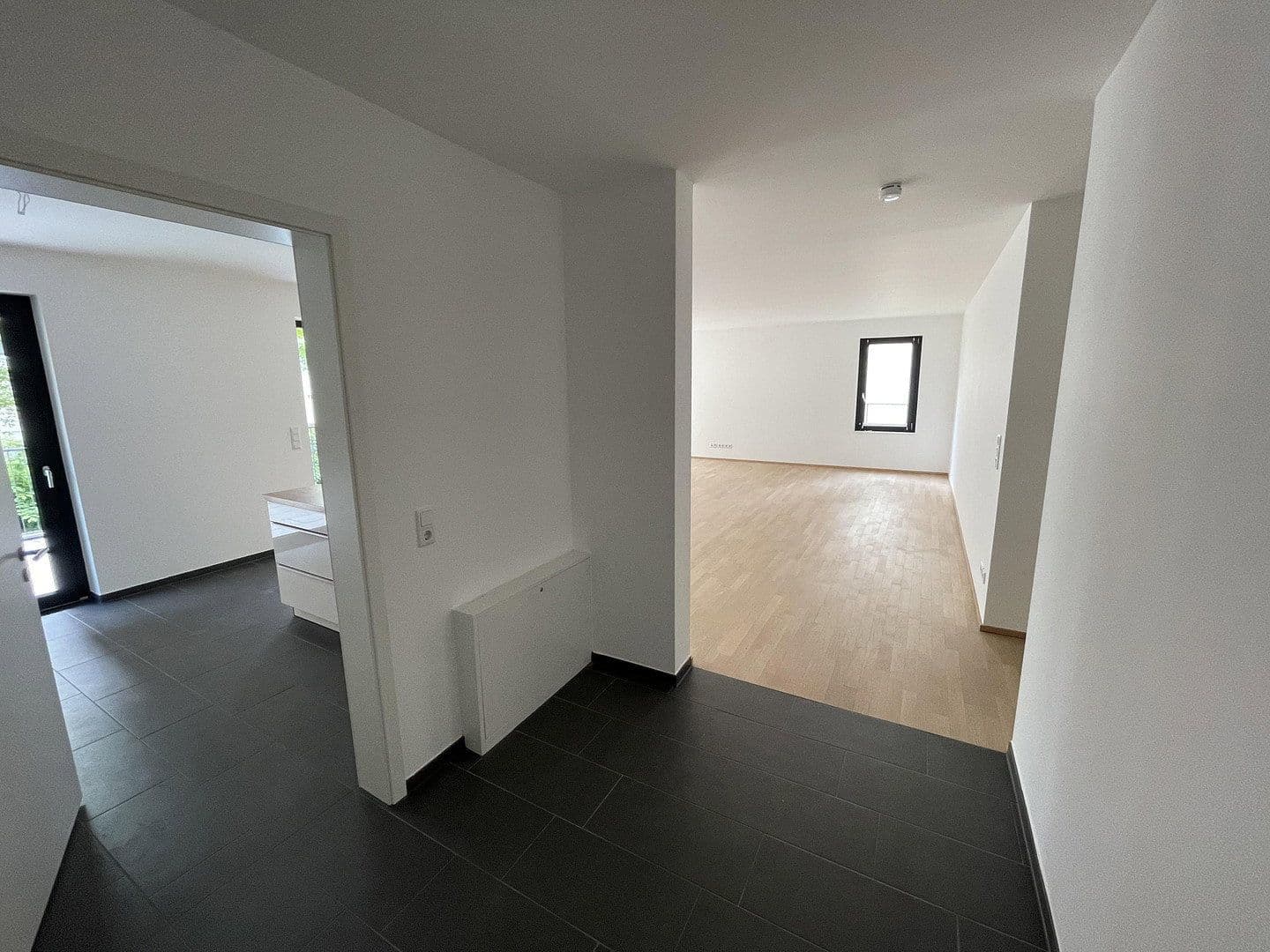 Pronájem bytu 3+1 134 m², Braunschweig, Dolní Sasko Pronájem bytu 3+1 134 m², Braunschweig, Dolní Sasko