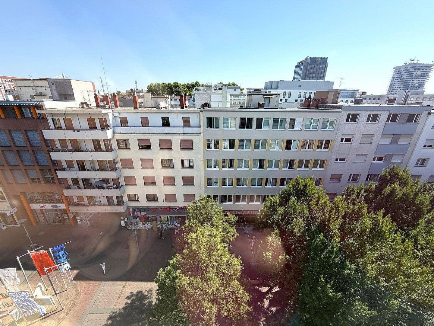 Pronájem bytu 2+1 70 m², Bismarckstraße 83, Ludwigshafen, Porýní-Falc Pronájem bytu 2+1 70 m², Bismarckstraße 83, Ludwigshafen, Porýní-Falc