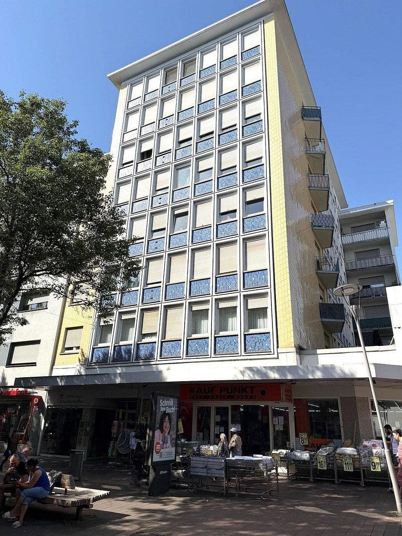 Pronájem bytu 2+1 70 m², Bismarckstraße 83, Ludwigshafen, Porýní-Falc Pronájem bytu 2+1 70 m², Bismarckstraße 83, Ludwigshafen, Porýní-Falc