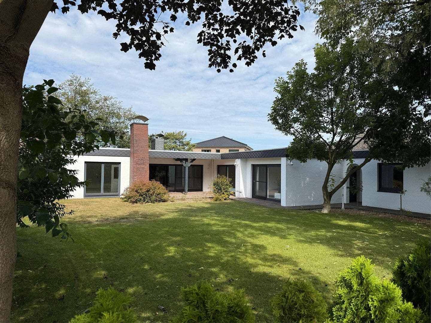 Prodej domu 206 m², pozemek 1.000 m², Quarrendorfer Weg 8, Toppenstedt, Dolní Sasko Prodej domu 206 m², pozemek 1.000 m², Quarrendorfer Weg 8, Toppenstedt, Dolní Sasko