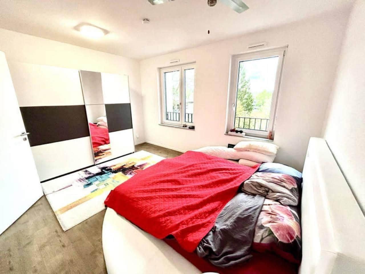 Pronájem bytu 2+1 74 m², Marta-Worringer Str. 11, Bonn, Severní Porýní-Vestfálsko Pronájem bytu 2+1 74 m², Marta-Worringer Str. 11, Bonn, Severní Porýní-Vestfálsko