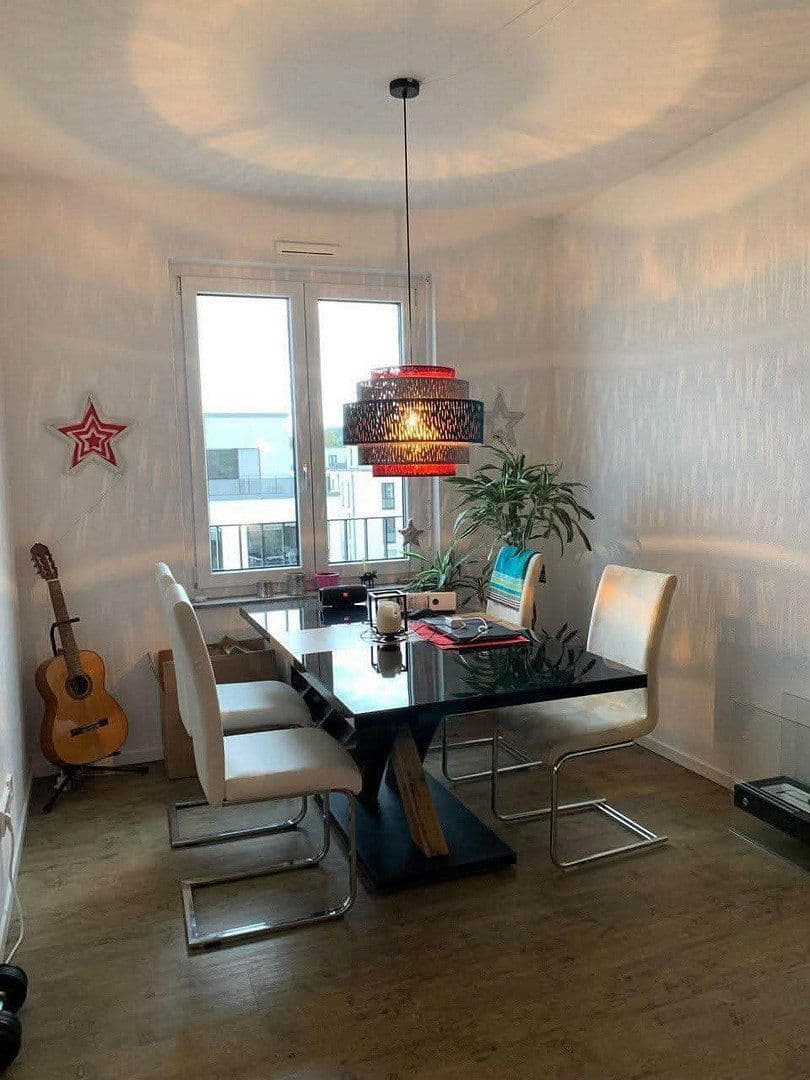 Pronájem bytu 2+1 74 m², Marta-Worringer Str. 11, Bonn, Severní Porýní-Vestfálsko Pronájem bytu 2+1 74 m², Marta-Worringer Str. 11, Bonn, Severní Porýní-Vestfálsko