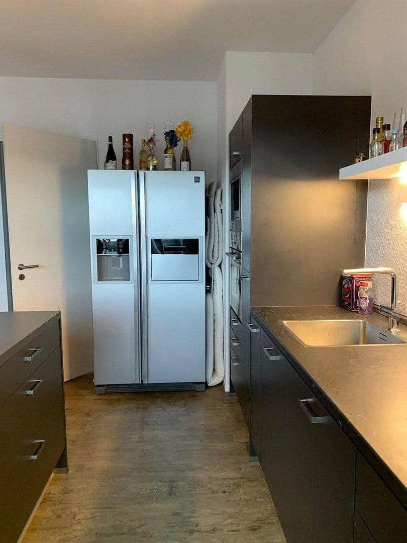 Pronájem bytu 2+1 74 m², Marta-Worringer Str. 11, Bonn, Severní Porýní-Vestfálsko Pronájem bytu 2+1 74 m², Marta-Worringer Str. 11, Bonn, Severní Porýní-Vestfálsko