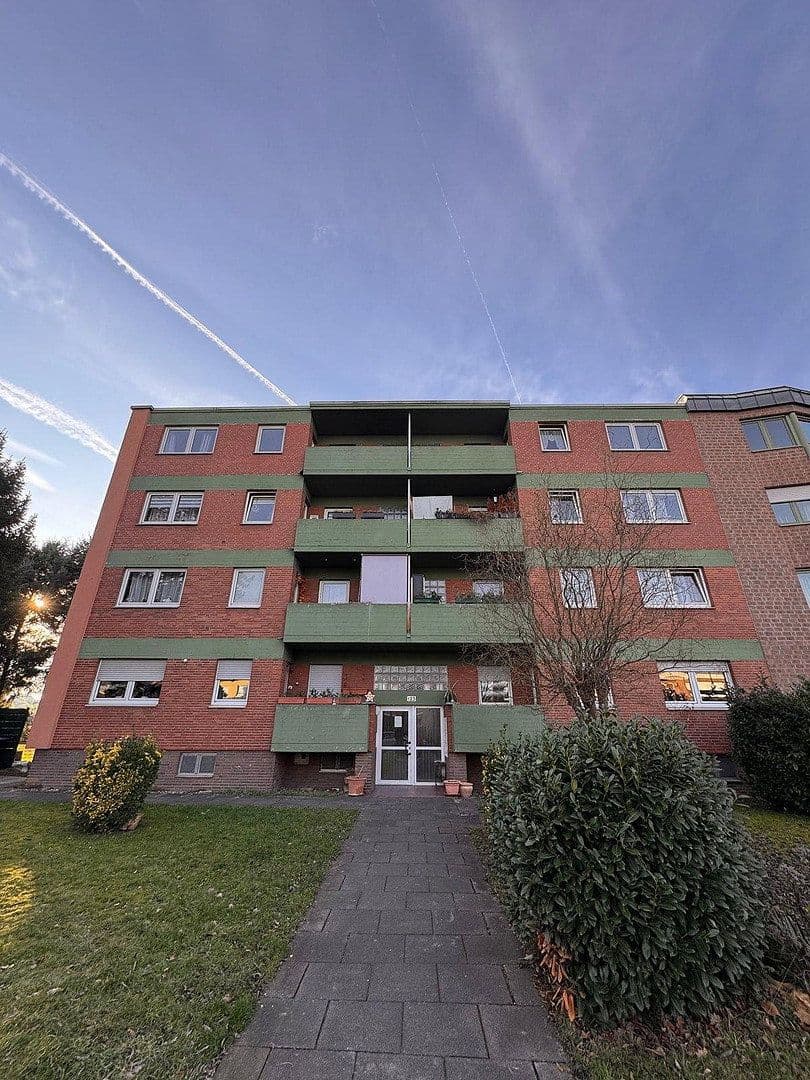 Prodej domu 712 m², pozemek 980 m², Euskirchen, Severní Porýní-Vestfálsko Prodej domu 712 m², pozemek 980 m², Euskirchen, Severní Porýní-Vestfálsko