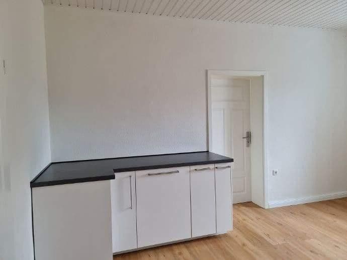 Pronájem bytu 2+1 88 m², Sedanstr. 14, Lüdenscheid, Severní Porýní-Vestfálsko Pronájem bytu 2+1 88 m², Sedanstr. 14, Lüdenscheid, Severní Porýní-Vestfálsko