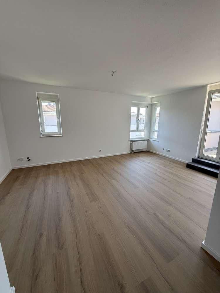 Pronájem bytu 3+1 83 m², Buchloe, Bavorsko Pronájem bytu 3+1 83 m², Buchloe, Bavorsko