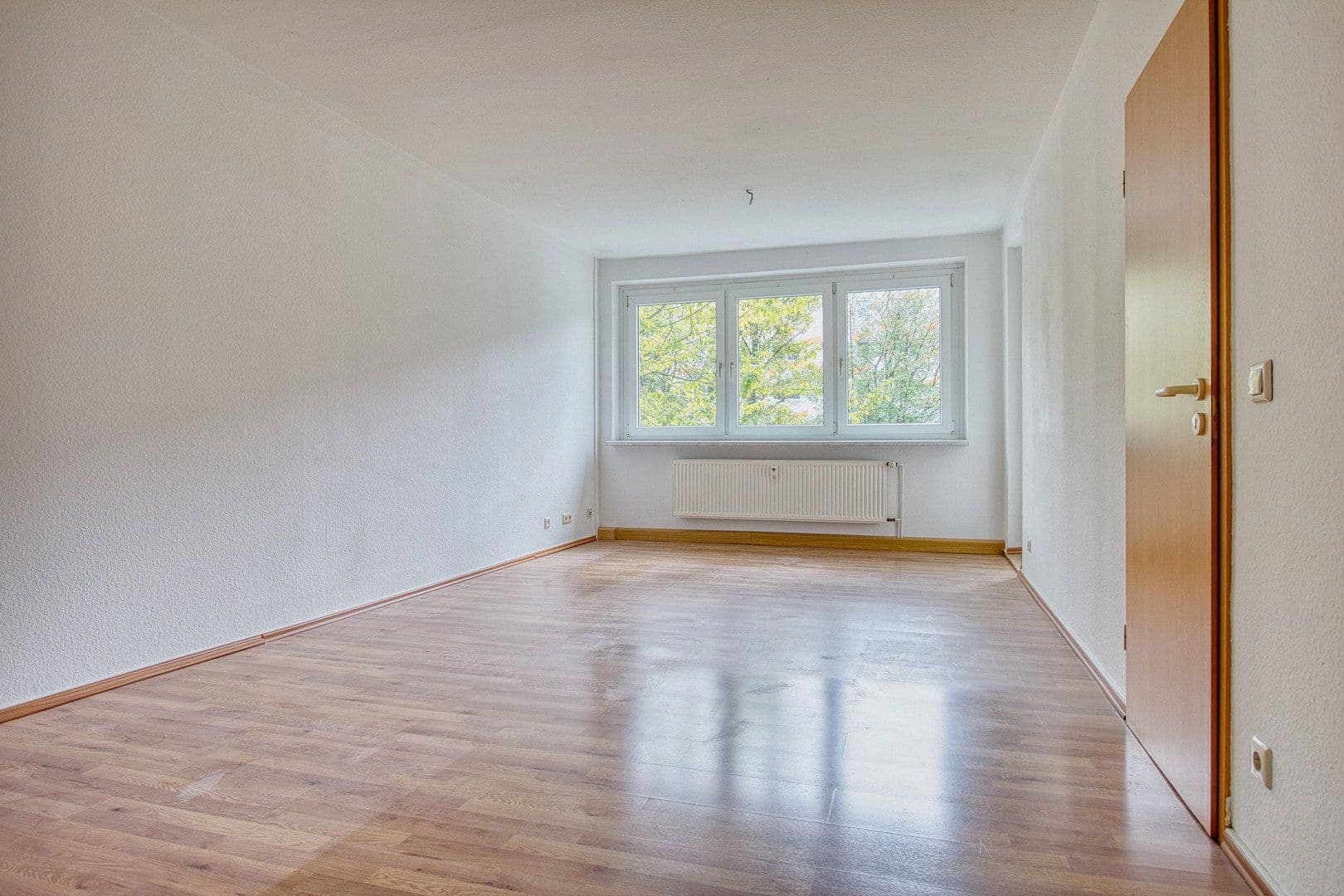 Pronájem bytu 4+1 78 m², Kräpeliner Wende 6B, Greifswald, Mecklenburg-Vorpommern Pronájem bytu 4+1 78 m², Kräpeliner Wende 6B, Greifswald, Mecklenburg-Vorpommern