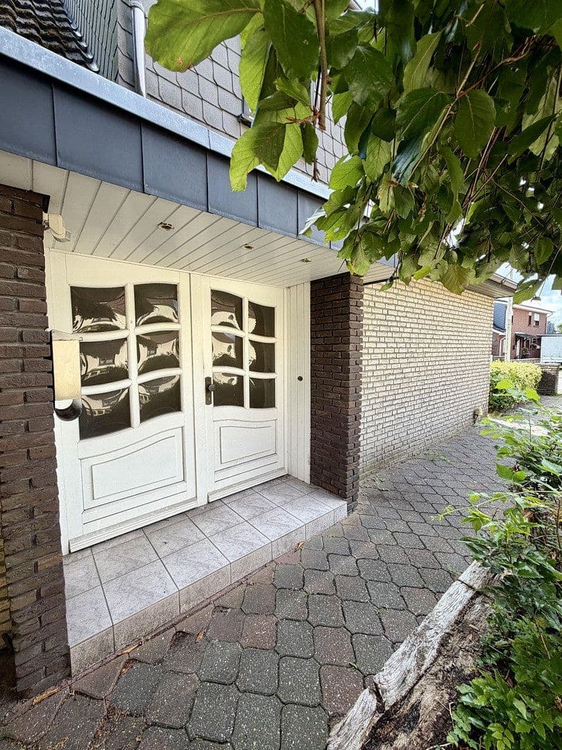 Prodej domu 100 m², pozemek 640 m², Delmenhorst, Dolní Sasko Prodej domu 100 m², pozemek 640 m², Delmenhorst, Dolní Sasko