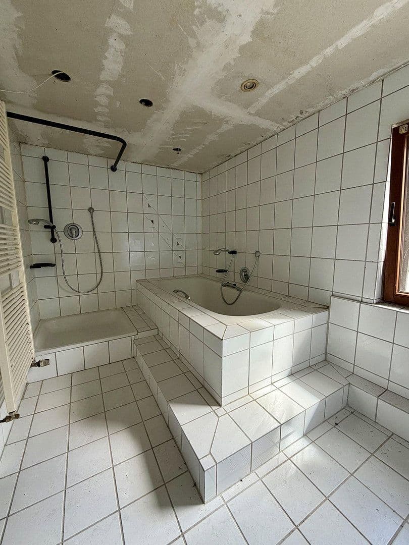 Prodej domu 100 m², pozemek 640 m², Delmenhorst, Dolní Sasko Prodej domu 100 m², pozemek 640 m², Delmenhorst, Dolní Sasko