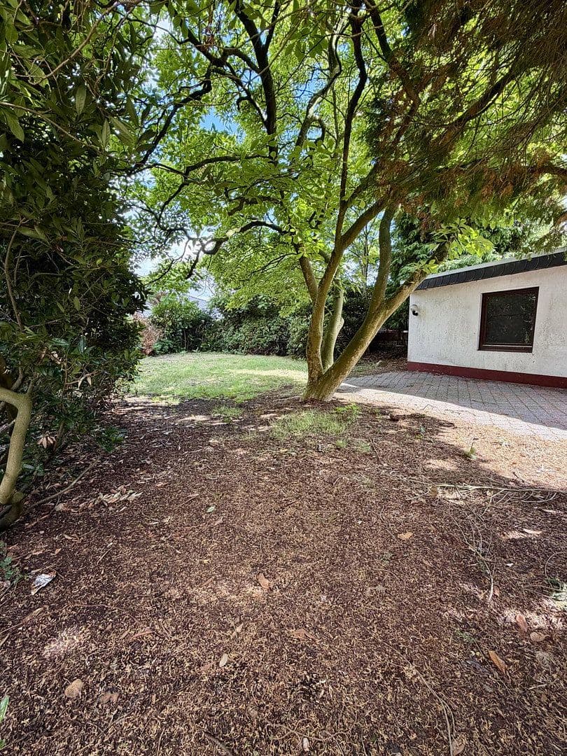Prodej domu 100 m², pozemek 640 m², Delmenhorst, Dolní Sasko Prodej domu 100 m², pozemek 640 m², Delmenhorst, Dolní Sasko