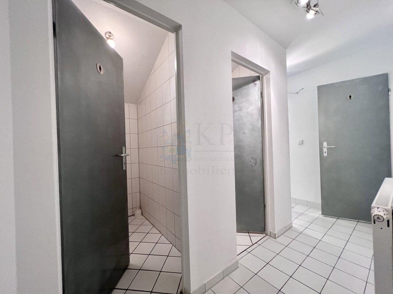 Pronájem kanceláře 330 m², wiesbaden-igstadt, Hessen Pronájem kanceláře 330 m², wiesbaden-igstadt, Hessen