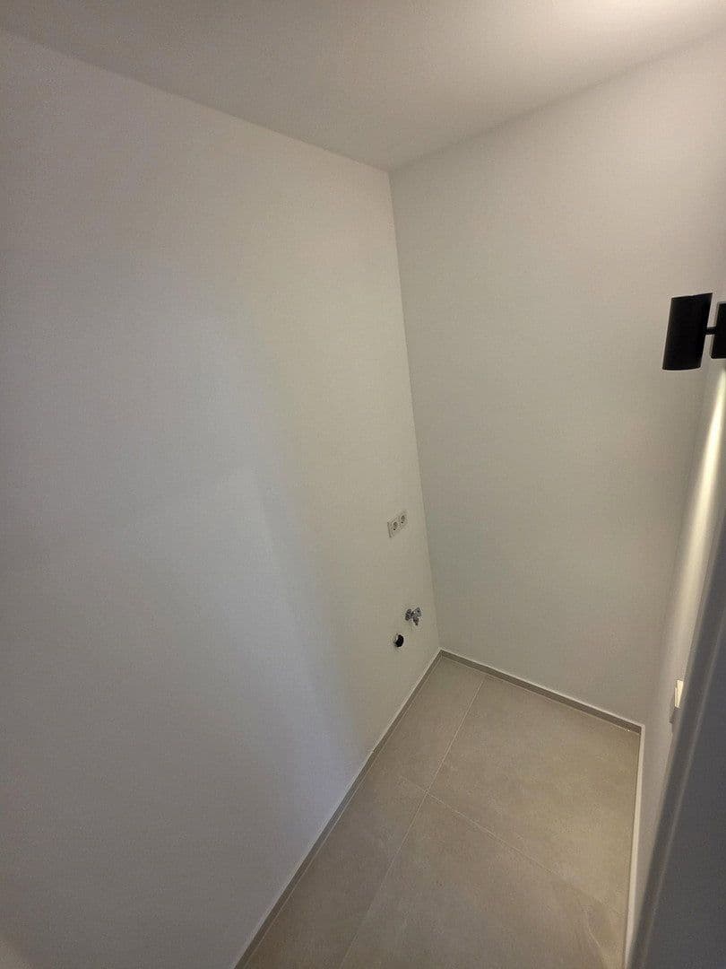 Prodej bytu 3+1 76 m², Maarweg 28, Weilerswist, Severní Porýní-Vestfálsko Prodej bytu 3+1 76 m², Maarweg 28, Weilerswist, Severní Porýní-Vestfálsko