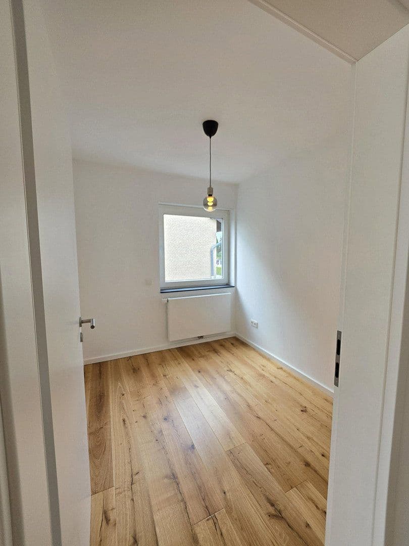 Prodej bytu 3+1 76 m², Maarweg 28, Weilerswist, Severní Porýní-Vestfálsko Prodej bytu 3+1 76 m², Maarweg 28, Weilerswist, Severní Porýní-Vestfálsko
