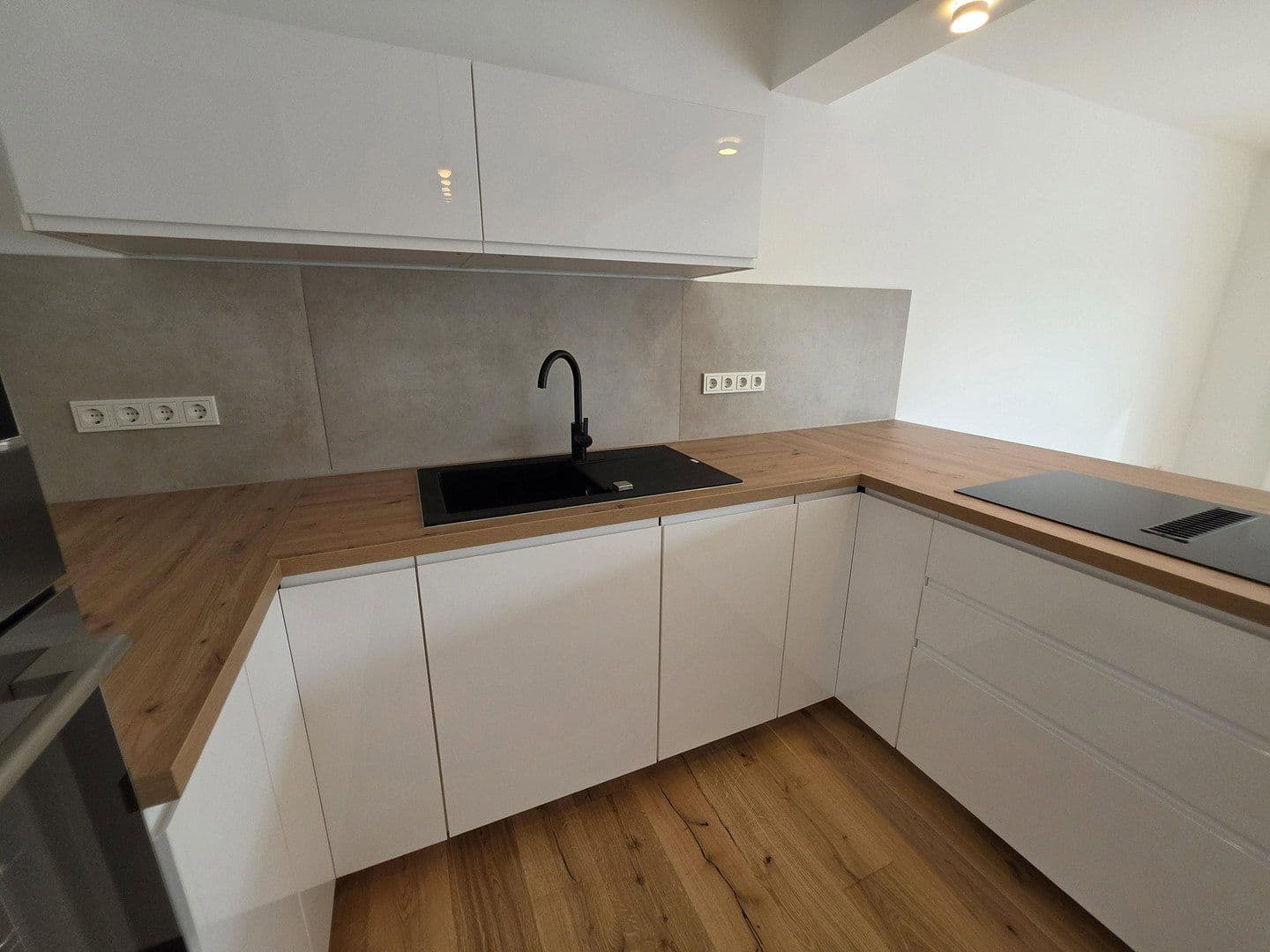 Prodej bytu 3+1 76 m², Maarweg 28, Weilerswist, Severní Porýní-Vestfálsko Prodej bytu 3+1 76 m², Maarweg 28, Weilerswist, Severní Porýní-Vestfálsko