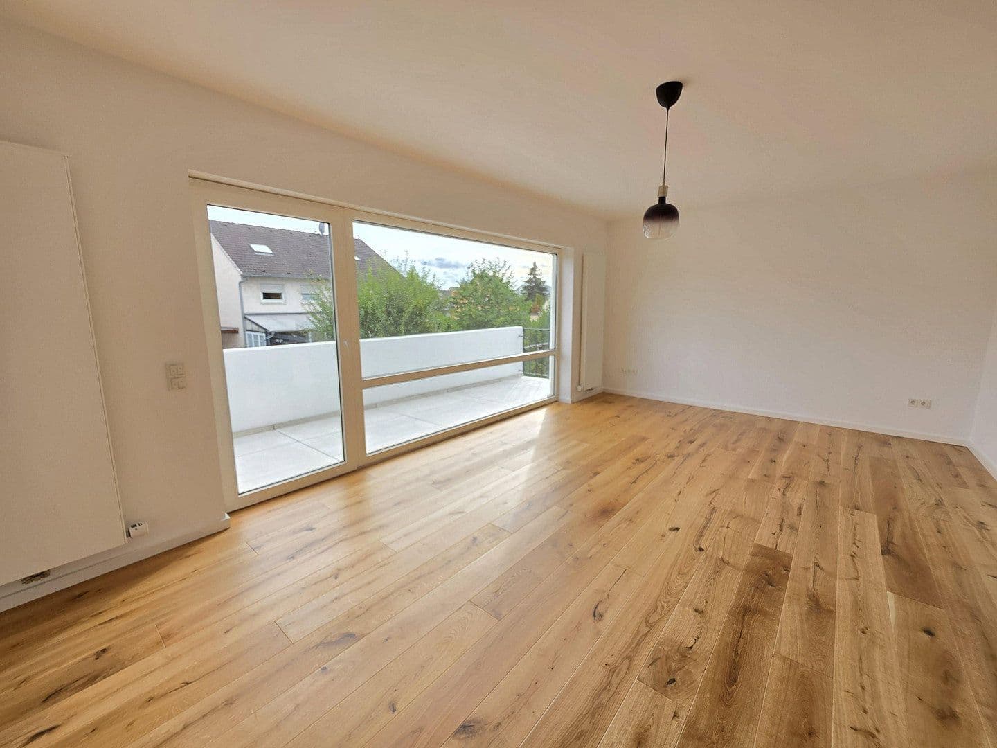 Prodej bytu 3+1 76 m², Maarweg 28, Weilerswist, Severní Porýní-Vestfálsko Prodej bytu 3+1 76 m², Maarweg 28, Weilerswist, Severní Porýní-Vestfálsko