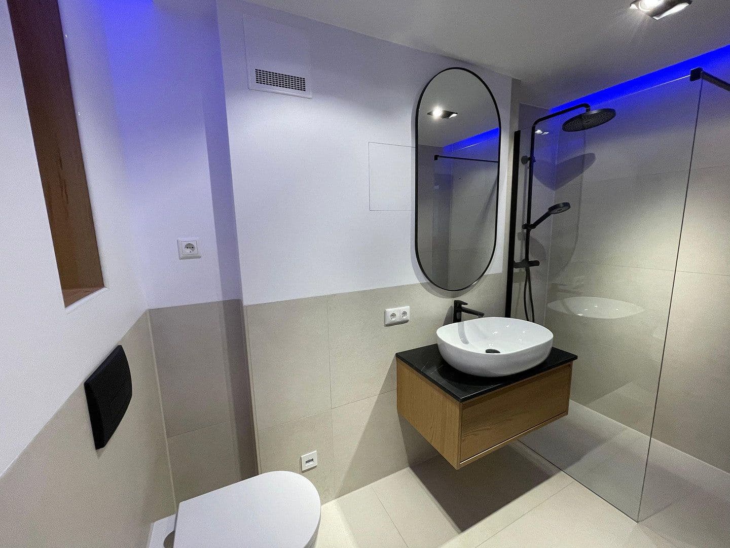 Prodej bytu 2+1 59 m², Höchberg, Bavorsko Prodej bytu 2+1 59 m², Höchberg, Bavorsko