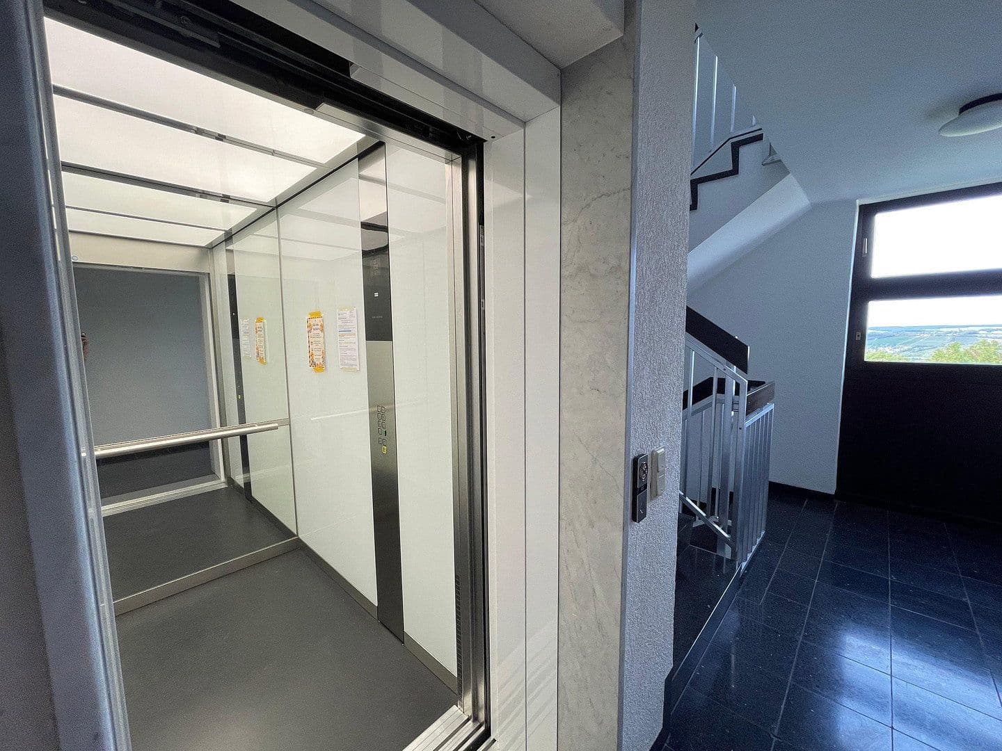Prodej bytu 2+1 59 m², Höchberg, Bavorsko Prodej bytu 2+1 59 m², Höchberg, Bavorsko