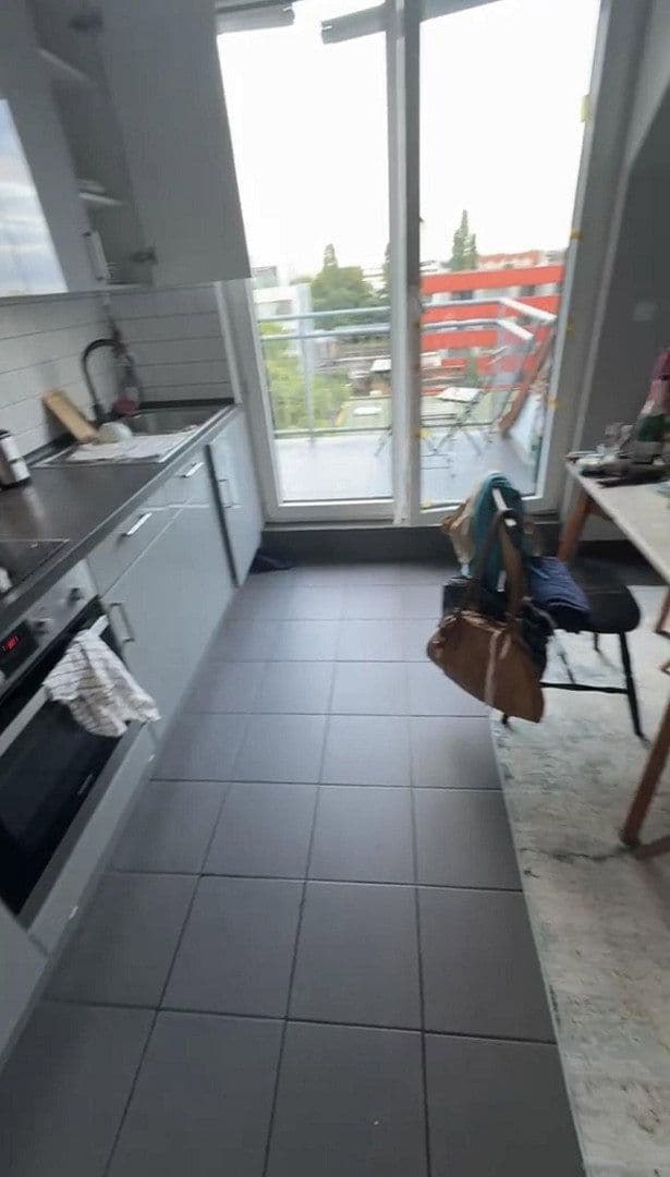 Pronájem bytu 1+1 55 m², Braunschweiger Straße 71, Berlin, Berlín Pronájem bytu 1+1 55 m², Braunschweiger Straße 71, Berlin, Berlín