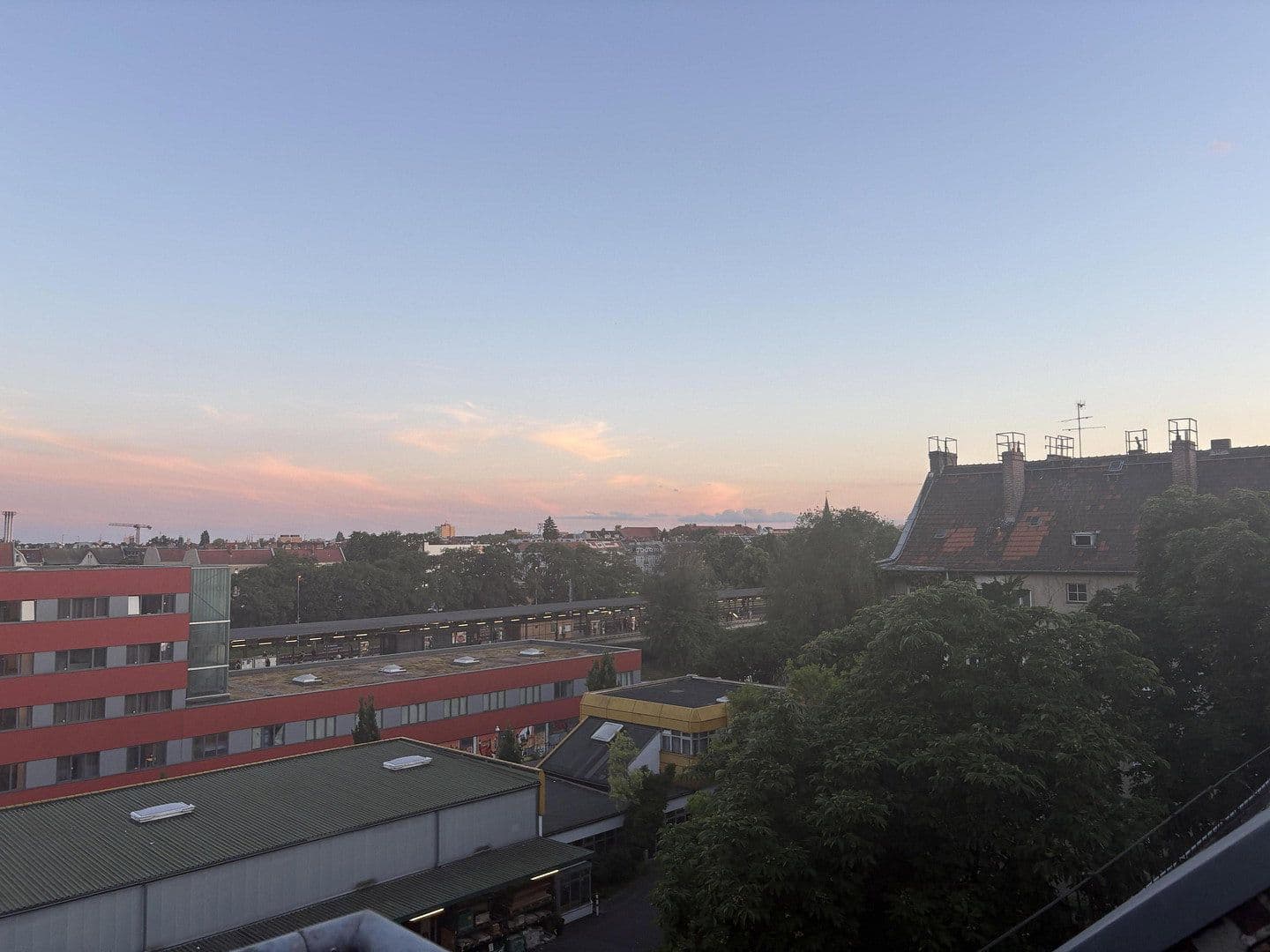 Pronájem bytu 1+1 55 m², Braunschweiger Straße 71, Berlin, Berlín Pronájem bytu 1+1 55 m², Braunschweiger Straße 71, Berlin, Berlín
