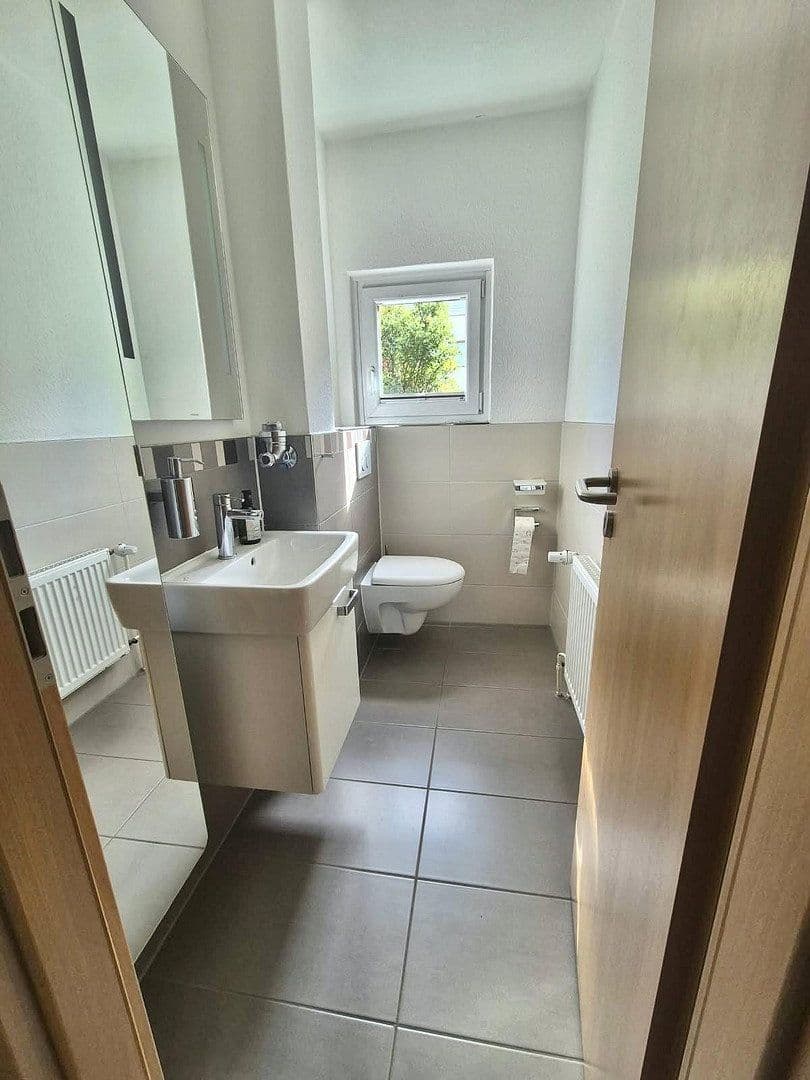 Pronájem bytu 4+1 90 m², Am schwarzen Berge 40, Braunschweig, Dolní Sasko Pronájem bytu 4+1 90 m², Am schwarzen Berge 40, Braunschweig, Dolní Sasko