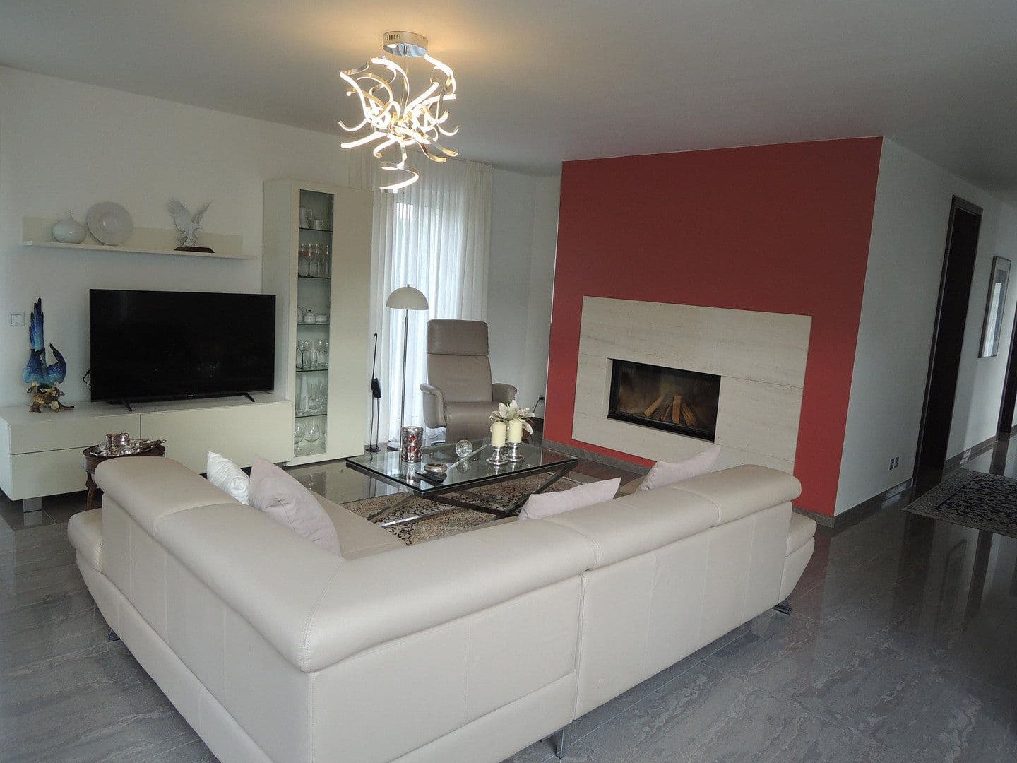 Prodej domu 220 m², pozemek 544 m², Kamp-Lintfort, Severní Porýní-Vestfálsko Prodej domu 220 m², pozemek 544 m², Kamp-Lintfort, Severní Porýní-Vestfálsko