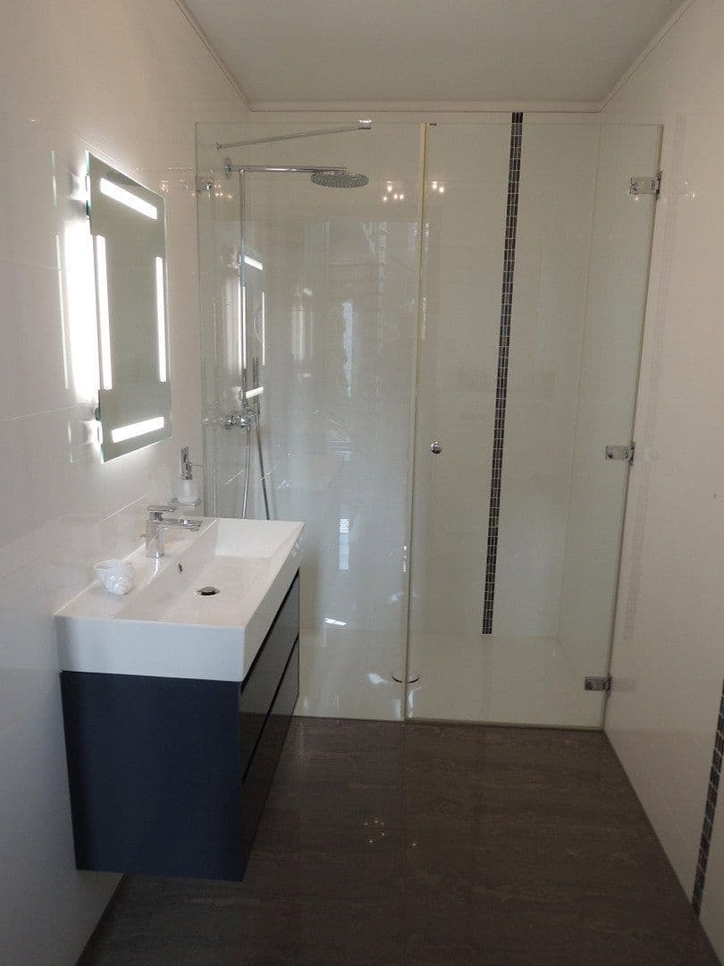 Prodej domu 220 m², pozemek 544 m², Kamp-Lintfort, Severní Porýní-Vestfálsko Prodej domu 220 m², pozemek 544 m², Kamp-Lintfort, Severní Porýní-Vestfálsko