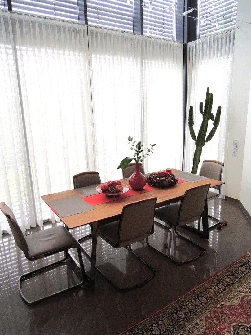 Prodej domu 220 m², pozemek 544 m², Kamp-Lintfort, Severní Porýní-Vestfálsko Prodej domu 220 m², pozemek 544 m², Kamp-Lintfort, Severní Porýní-Vestfálsko