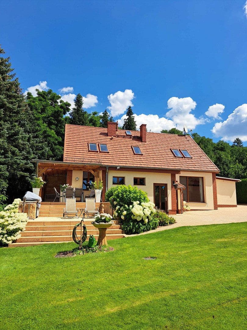 Prodej domu 215 m², pozemek 1.700 m², Groß Köris, Braniborsko Prodej domu 215 m², pozemek 1.700 m², Groß Köris, Braniborsko