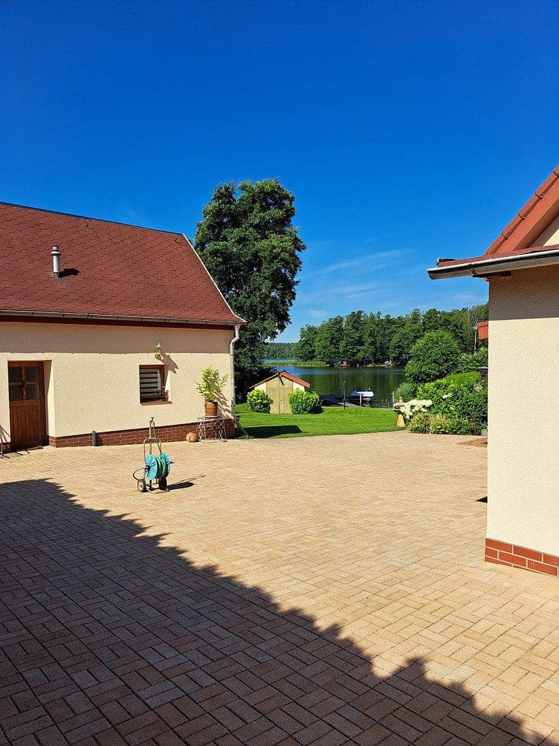 Prodej domu 215 m², pozemek 1.700 m², Groß Köris, Braniborsko Prodej domu 215 m², pozemek 1.700 m², Groß Köris, Braniborsko
