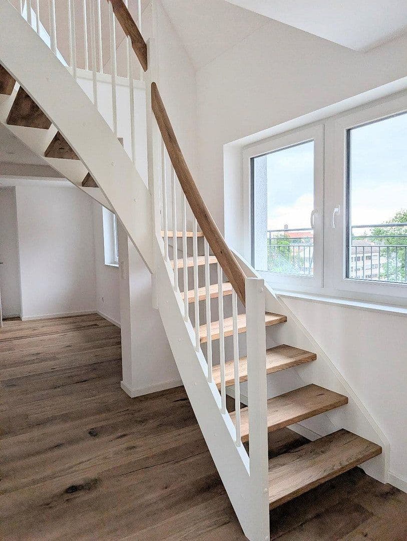 Prodej bytu 3+1 112 m², Neuburger Str. 3, Augsburg, Bavorsko Prodej bytu 3+1 112 m², Neuburger Str. 3, Augsburg, Bavorsko