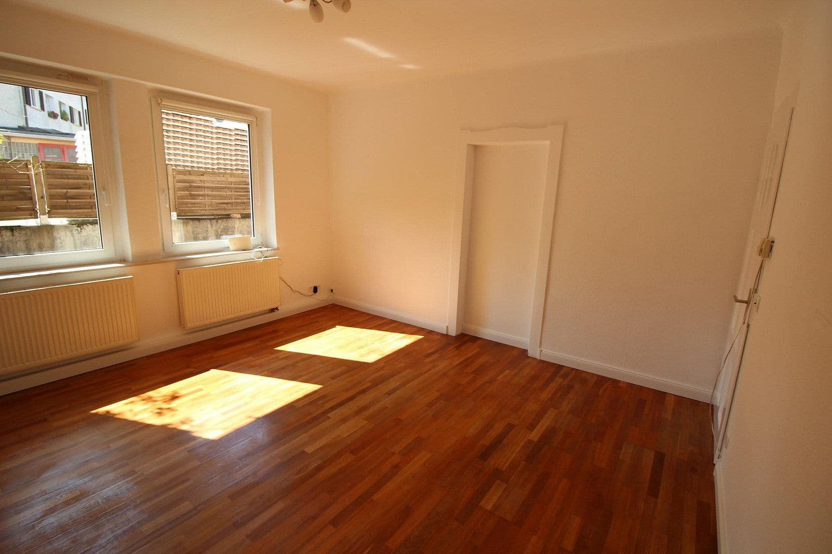 Prodej bytu 2+1 52 m², Stuttgart, Bádensko-Württembersko Prodej bytu 2+1 52 m², Stuttgart, Bádensko-Württembersko