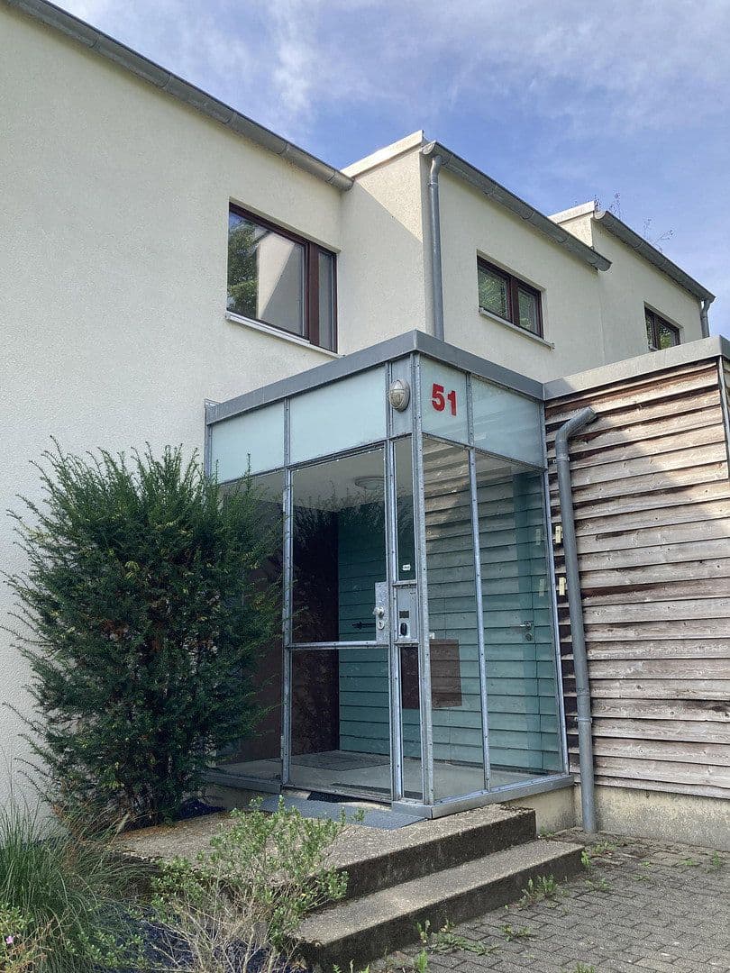 Pronájem domu 172 m², pozemek 257 m², Leverkusen, Severní Porýní-Vestfálsko Pronájem domu 172 m², pozemek 257 m², Leverkusen, Severní Porýní-Vestfálsko