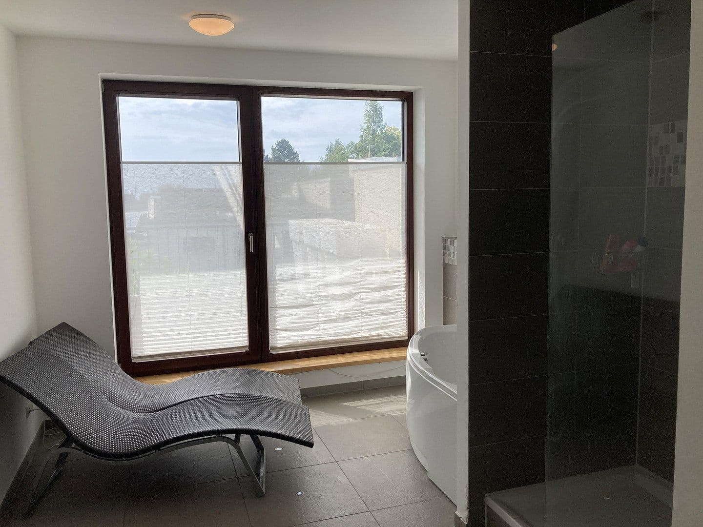 Pronájem domu 172 m², pozemek 257 m², Leverkusen, Severní Porýní-Vestfálsko Pronájem domu 172 m², pozemek 257 m², Leverkusen, Severní Porýní-Vestfálsko