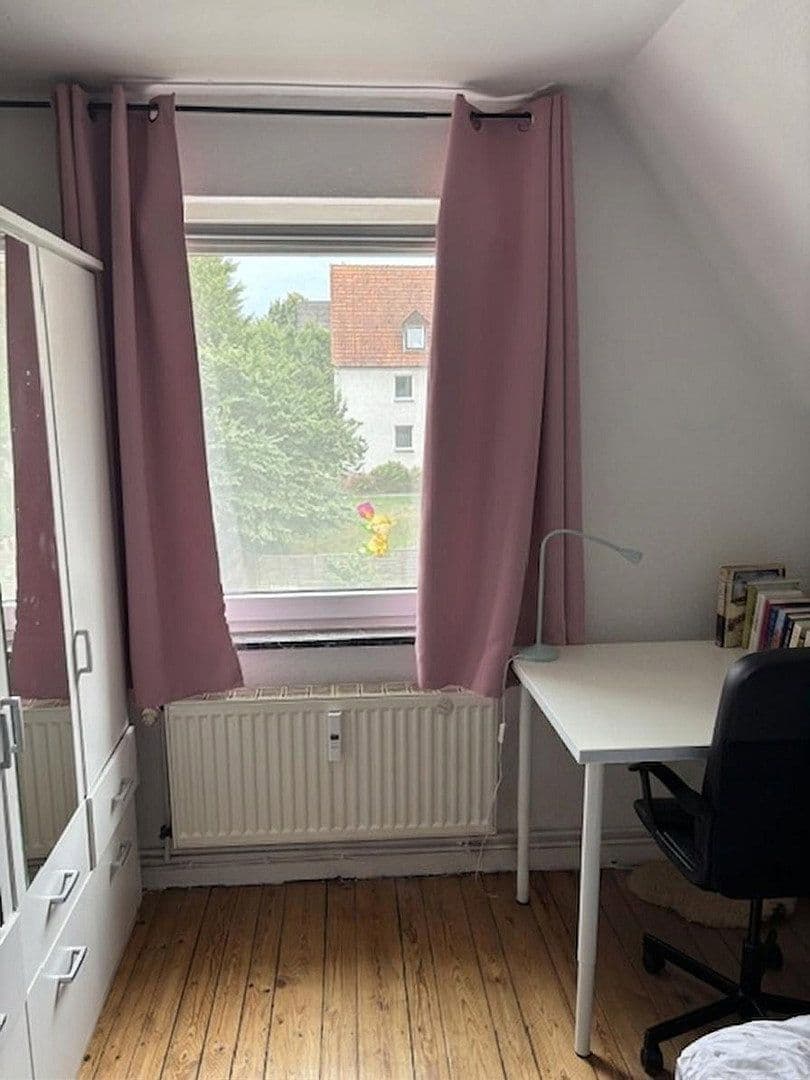 Pronájem bytu 3+1 42 m², Ravensbrink 9a, Osnabrück, Dolní Sasko Pronájem bytu 3+1 42 m², Ravensbrink 9a, Osnabrück, Dolní Sasko