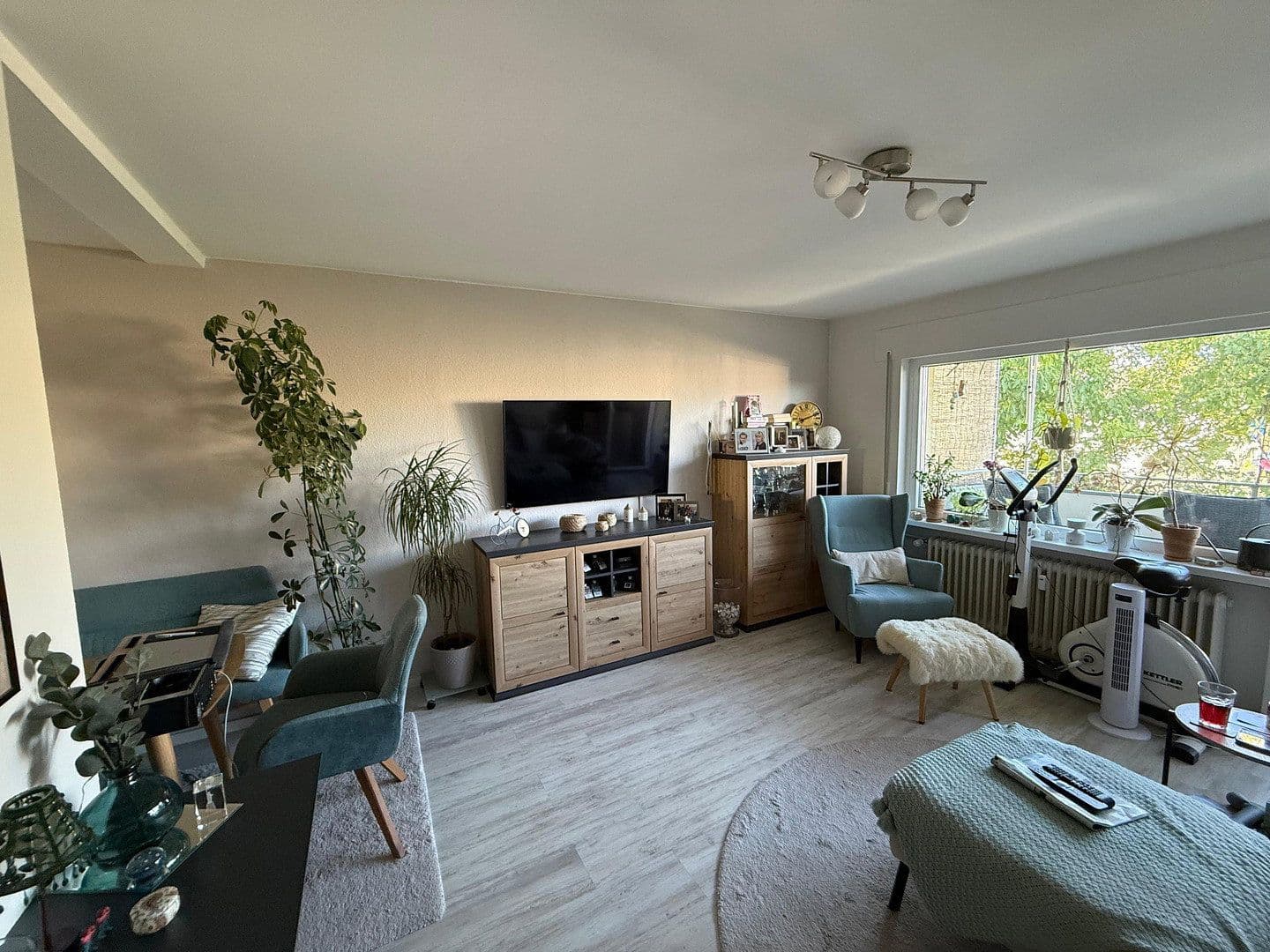 Pronájem bytu 2+1 56 m², Triftstraße 19, Frankfurt, Hessen Pronájem bytu 2+1 56 m², Triftstraße 19, Frankfurt, Hessen