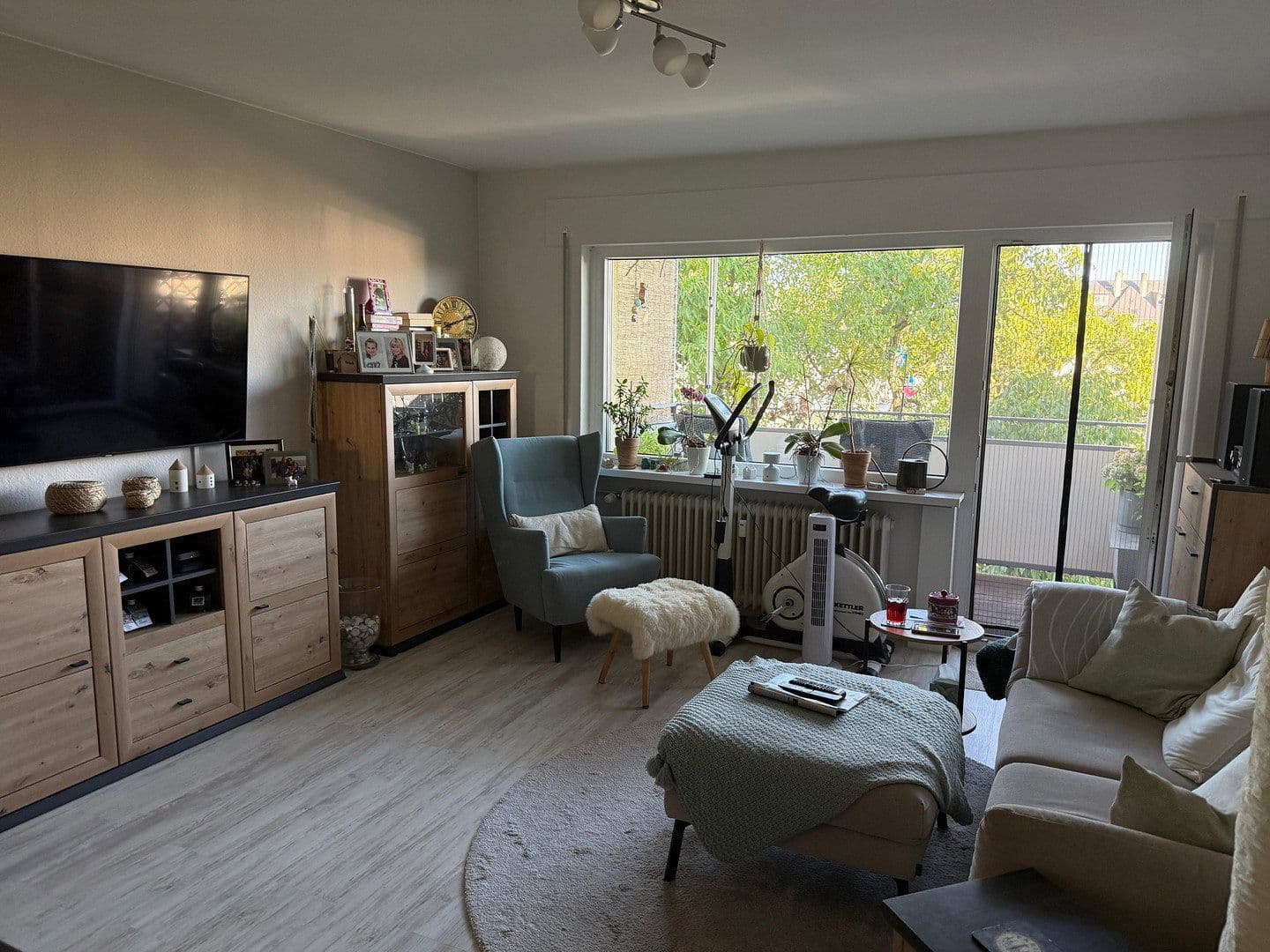 Pronájem bytu 2+1 56 m², Triftstraße 19, Frankfurt, Hessen Pronájem bytu 2+1 56 m², Triftstraße 19, Frankfurt, Hessen