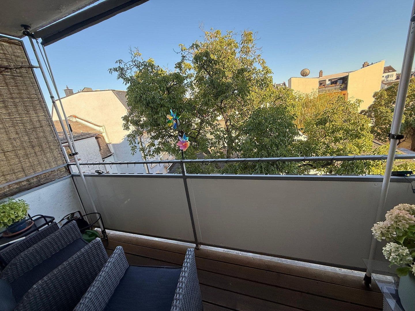 Pronájem bytu 2+1 56 m², Triftstraße 19, Frankfurt, Hessen Pronájem bytu 2+1 56 m², Triftstraße 19, Frankfurt, Hessen