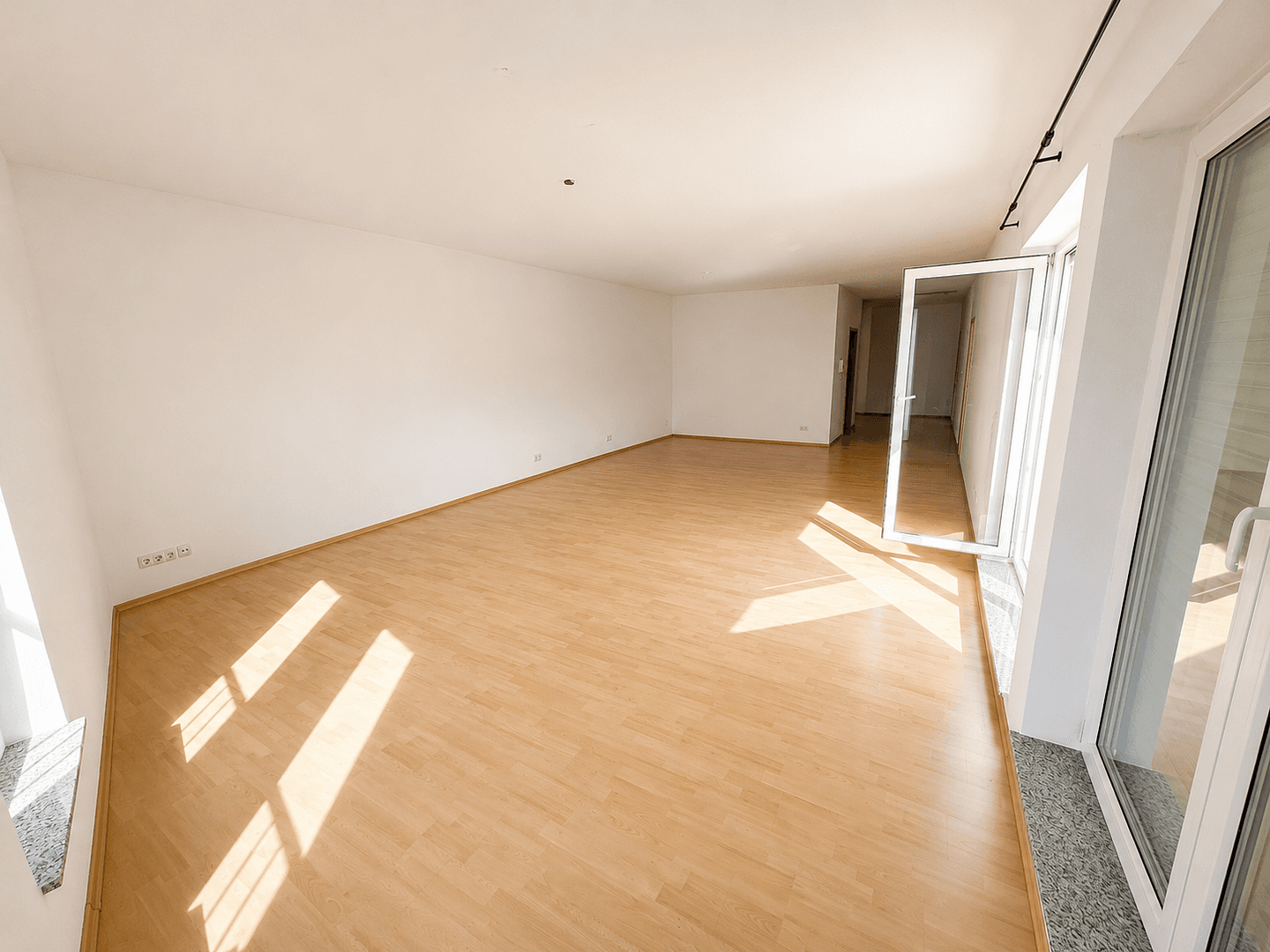 Pronájem bytu 2+1 119 m², Alte Kemmenauer Strasse 37, Bad Ems, Porýní-Falc Pronájem bytu 2+1 119 m², Alte Kemmenauer Strasse 37, Bad Ems, Porýní-Falc